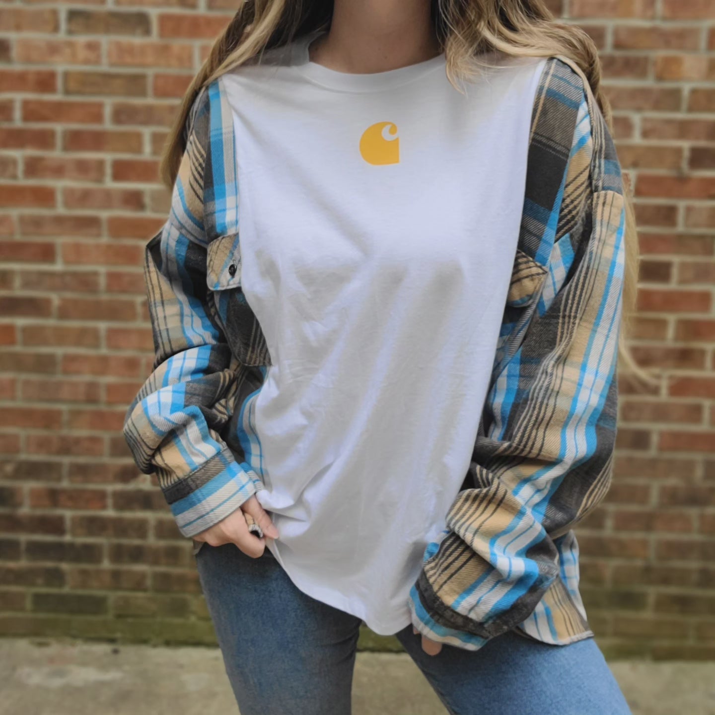 Flannel tee with carhartt logo