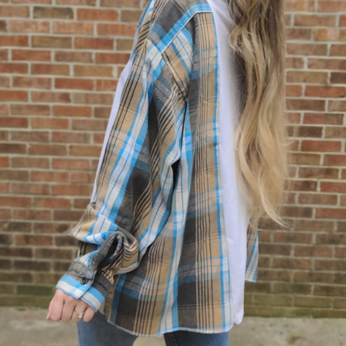 Flannel tee with carhartt logo