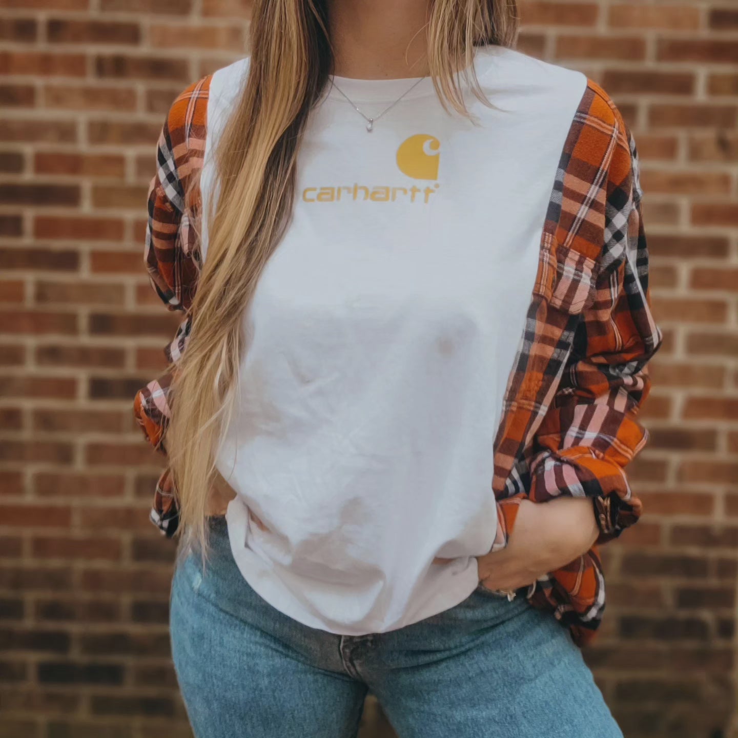 Carhartt flannel tee