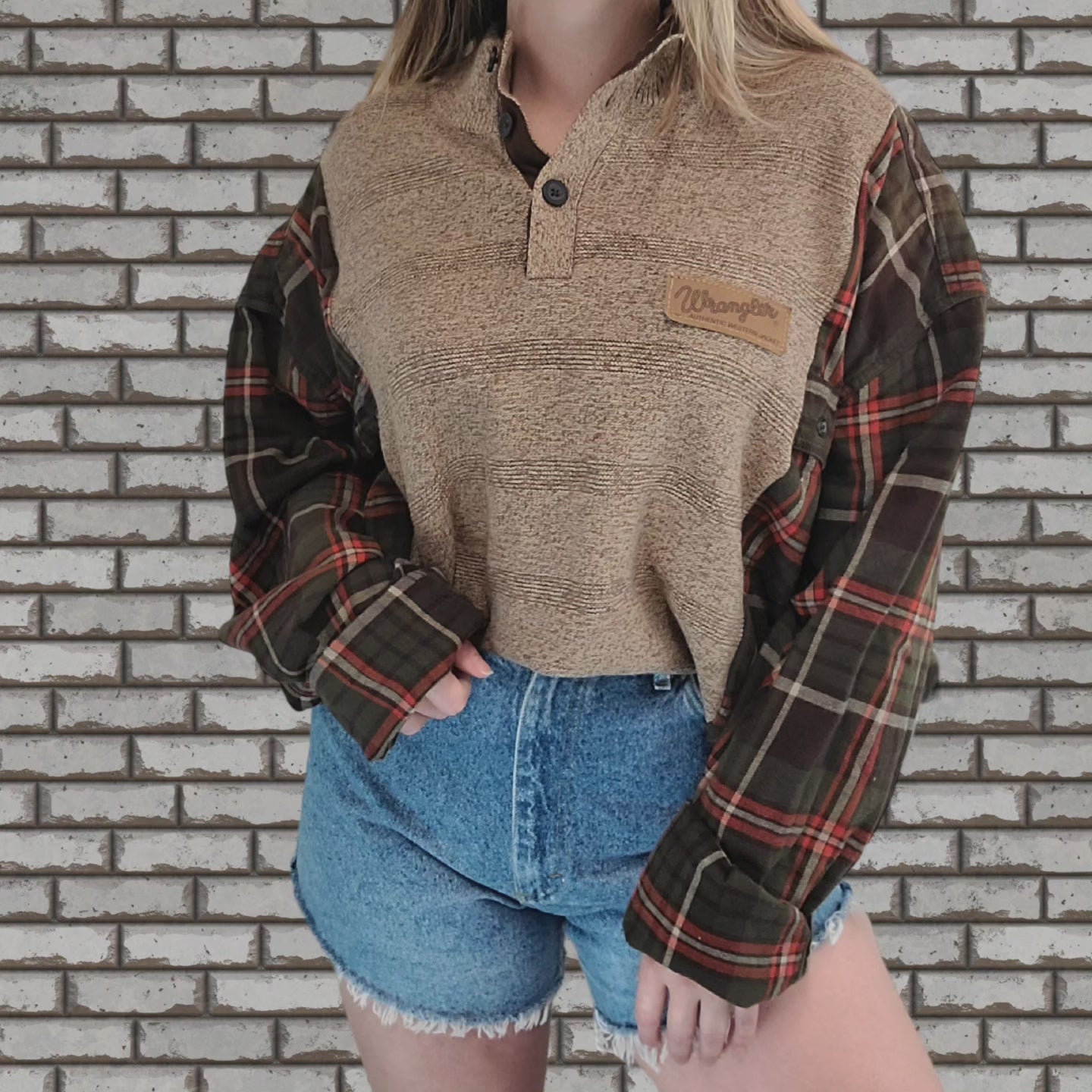 Neutral 3 button pullover x olive flannel with vintage wrangler patch