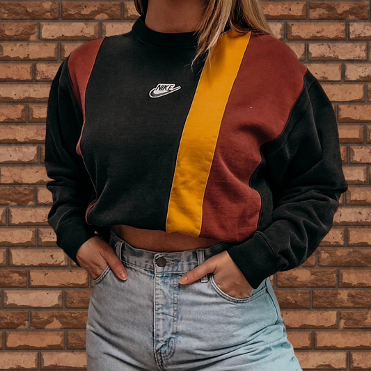 Vintage tri color crewneck, cropped with Nike patch