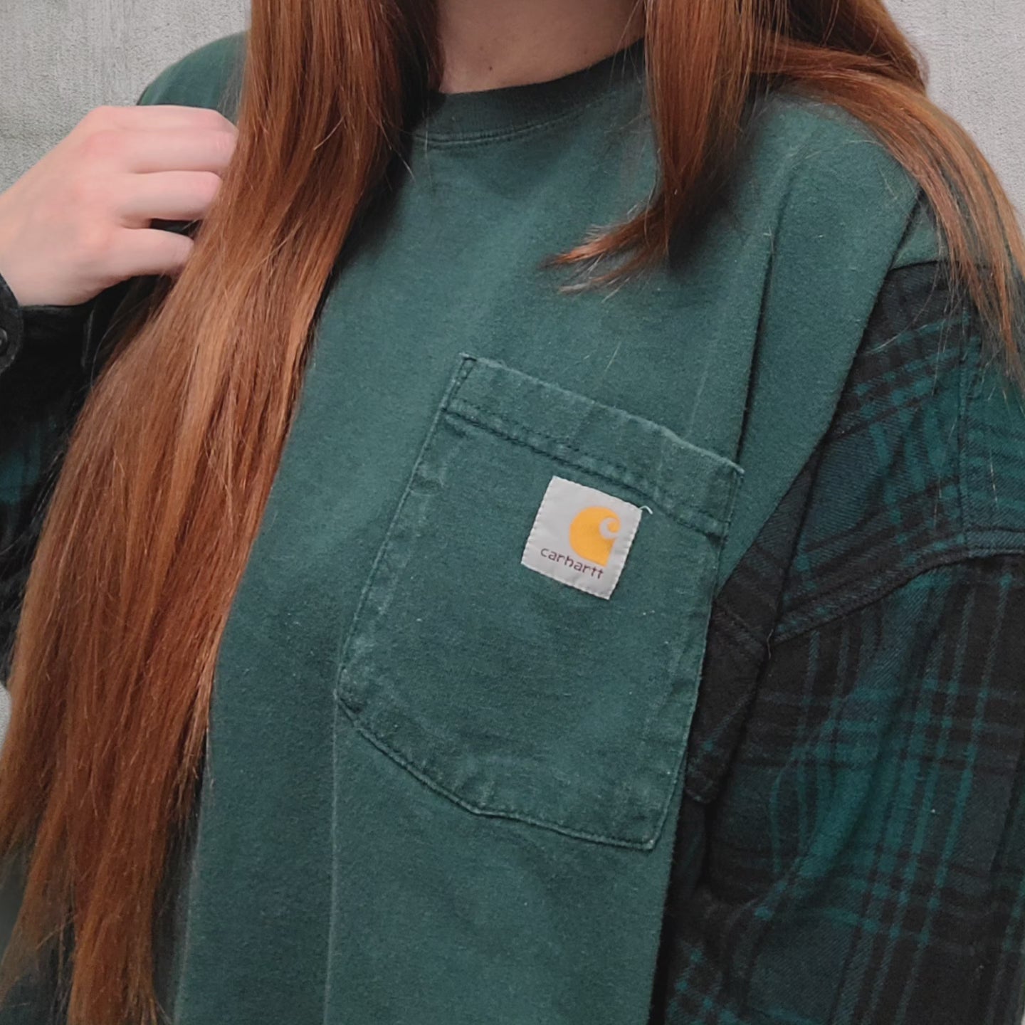 Carhartt pocket tee x flannel