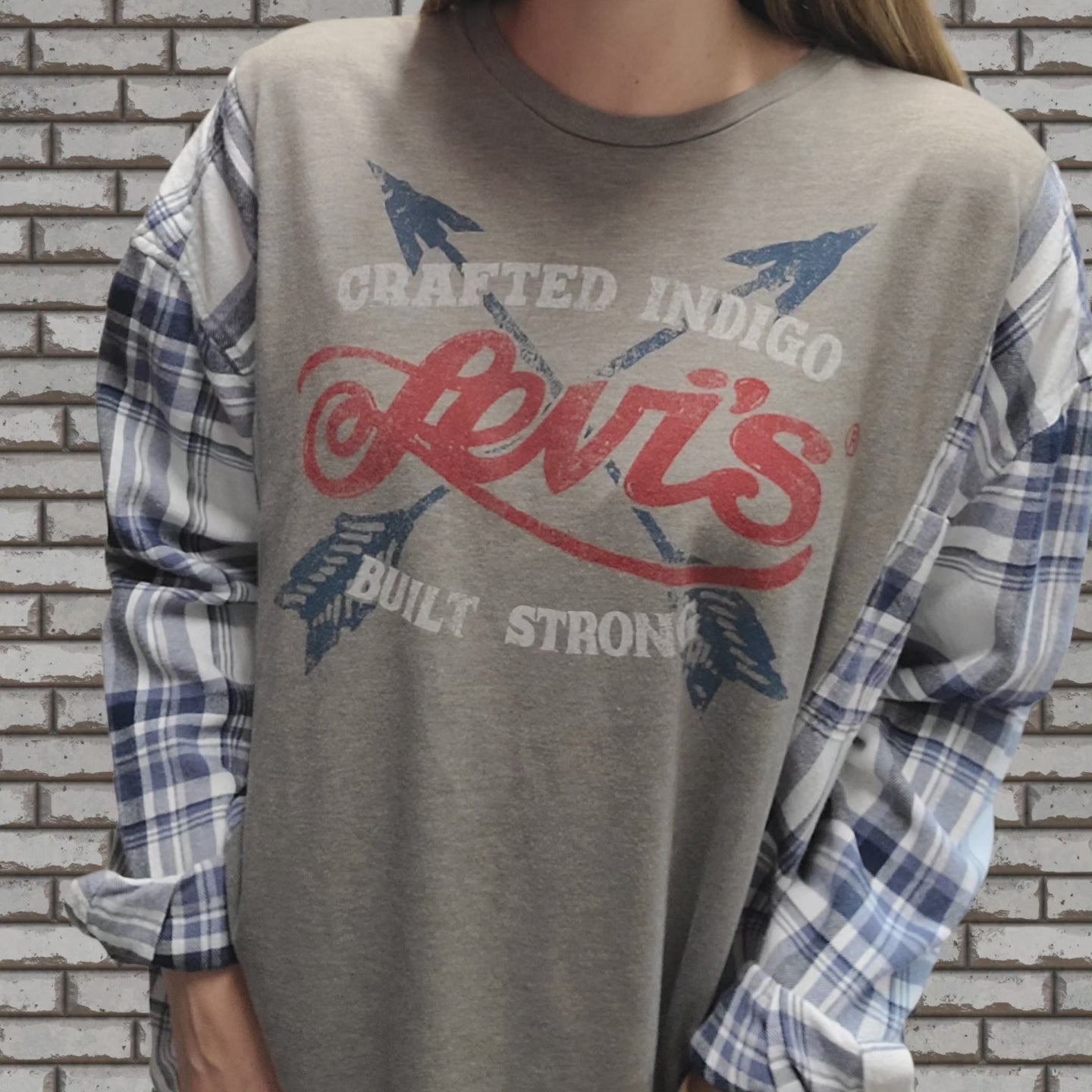 Levi's flannel tee