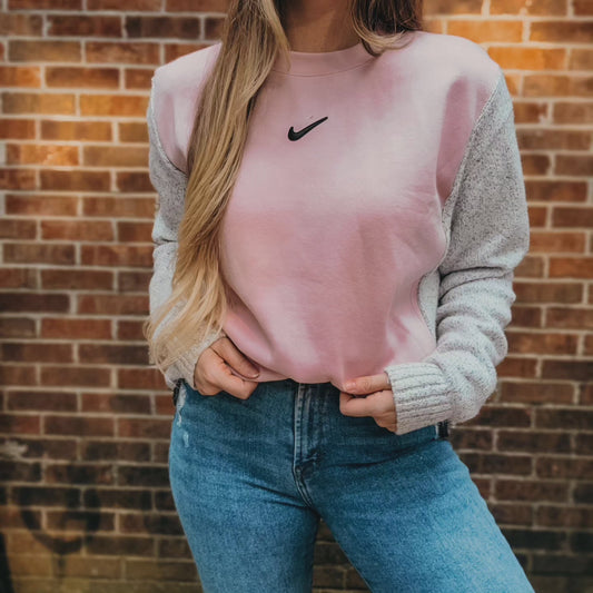 Vintage pink crewneck x sweater with nike patch