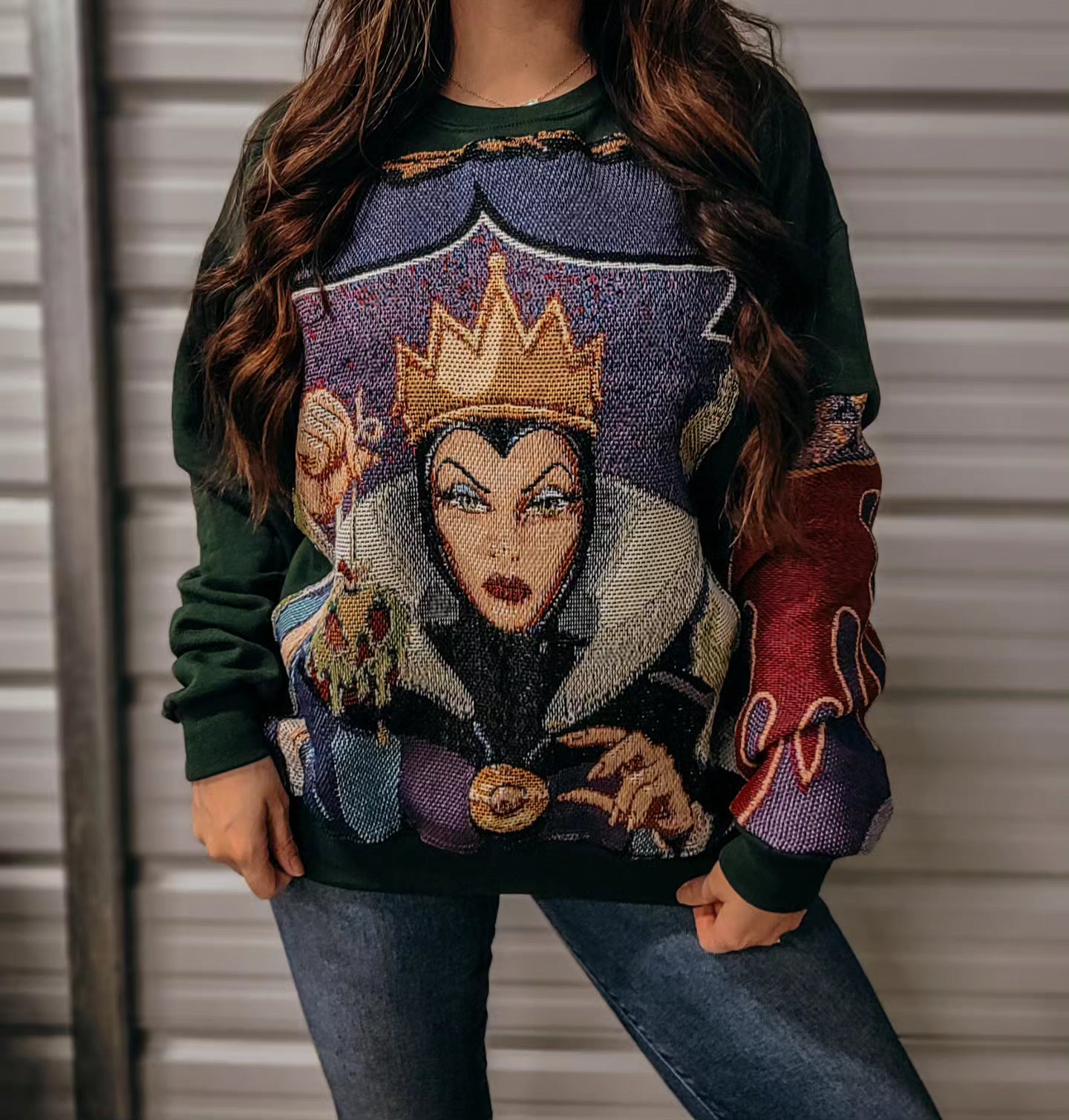 🍎 Evil Queen Tapestry Crewneck