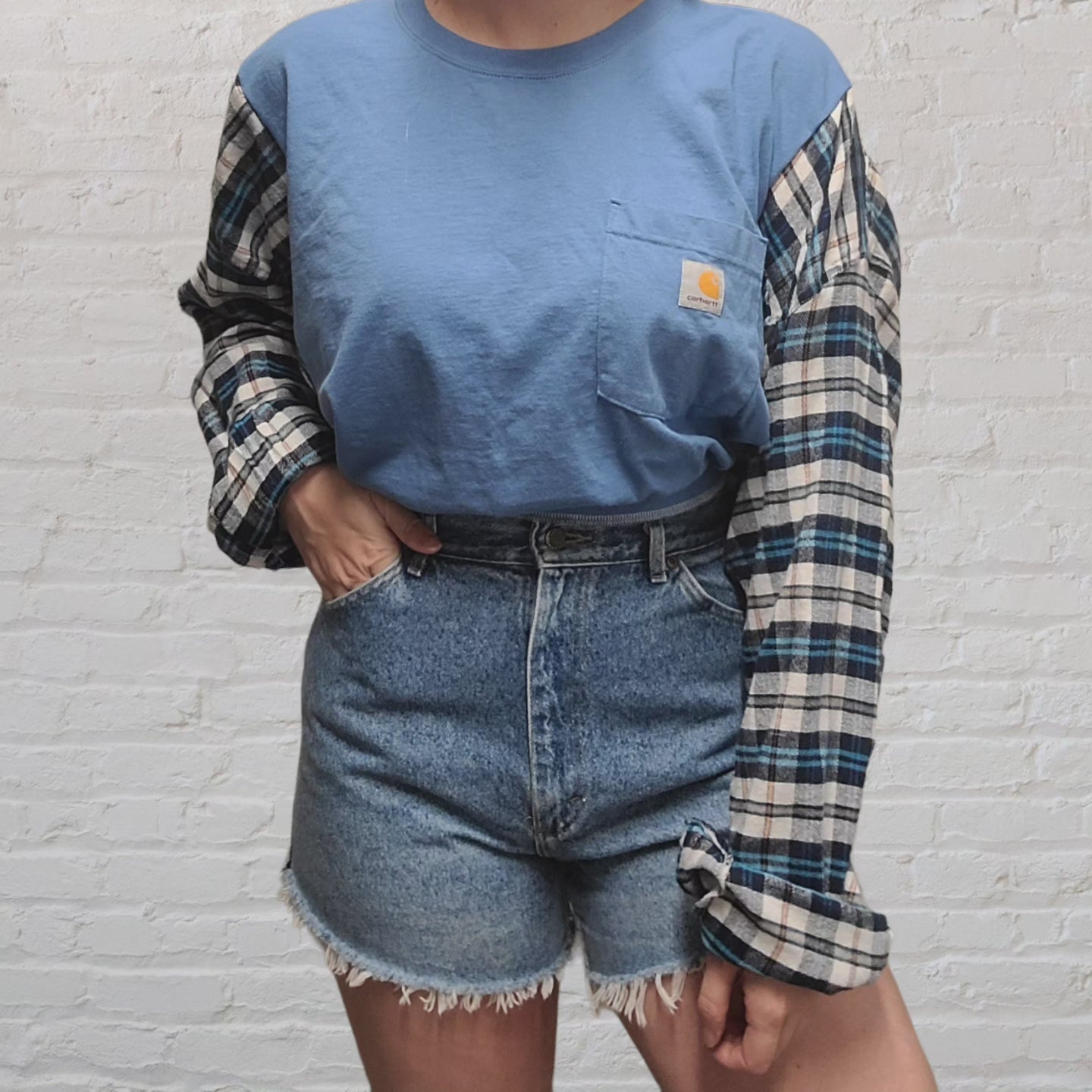 Carhartt pocket tee x flannel