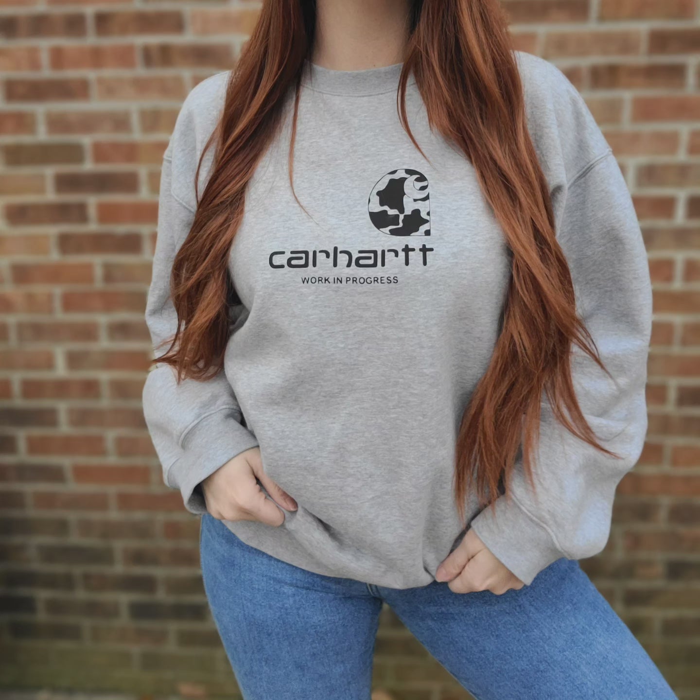 Crewneck with carhartt logo