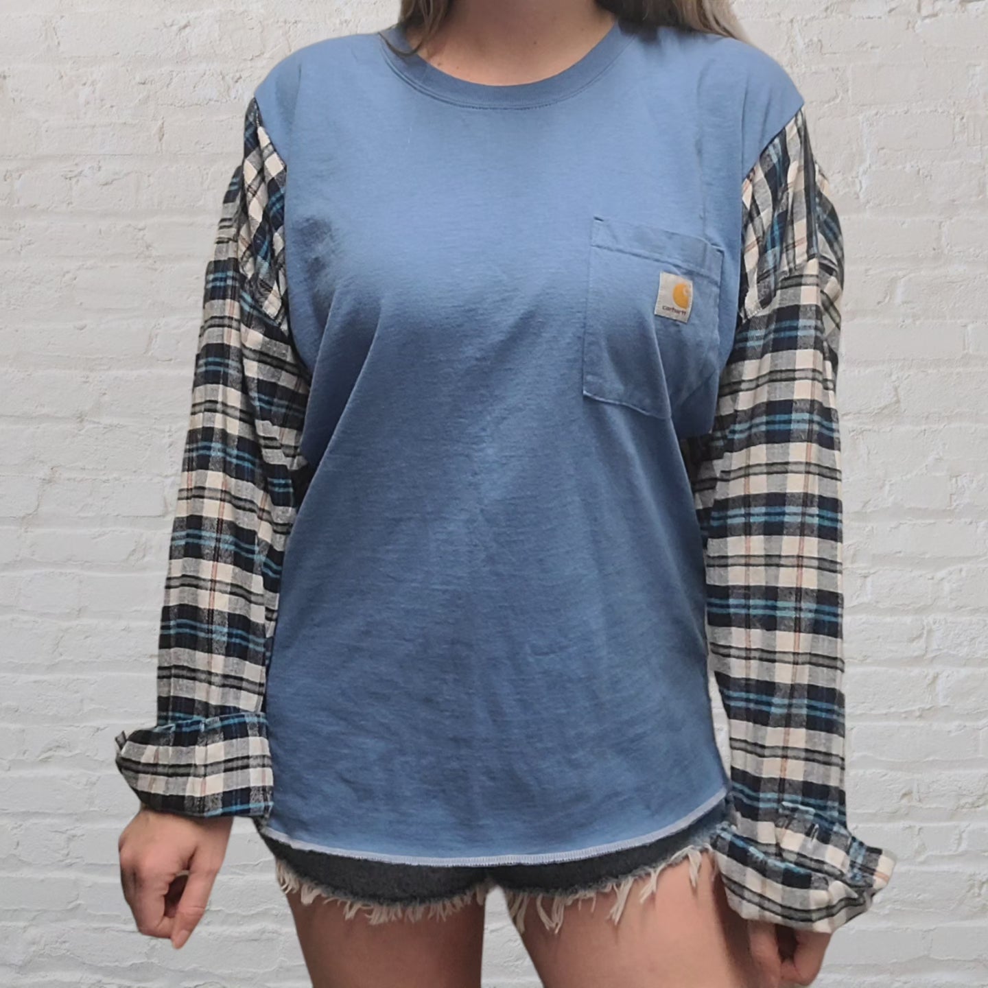 Carhartt pocket tee x flannel