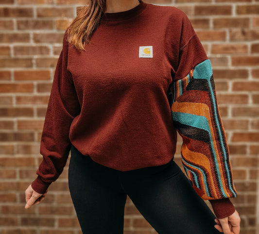 Crewneck with tapestry sleeve/carhartt patch